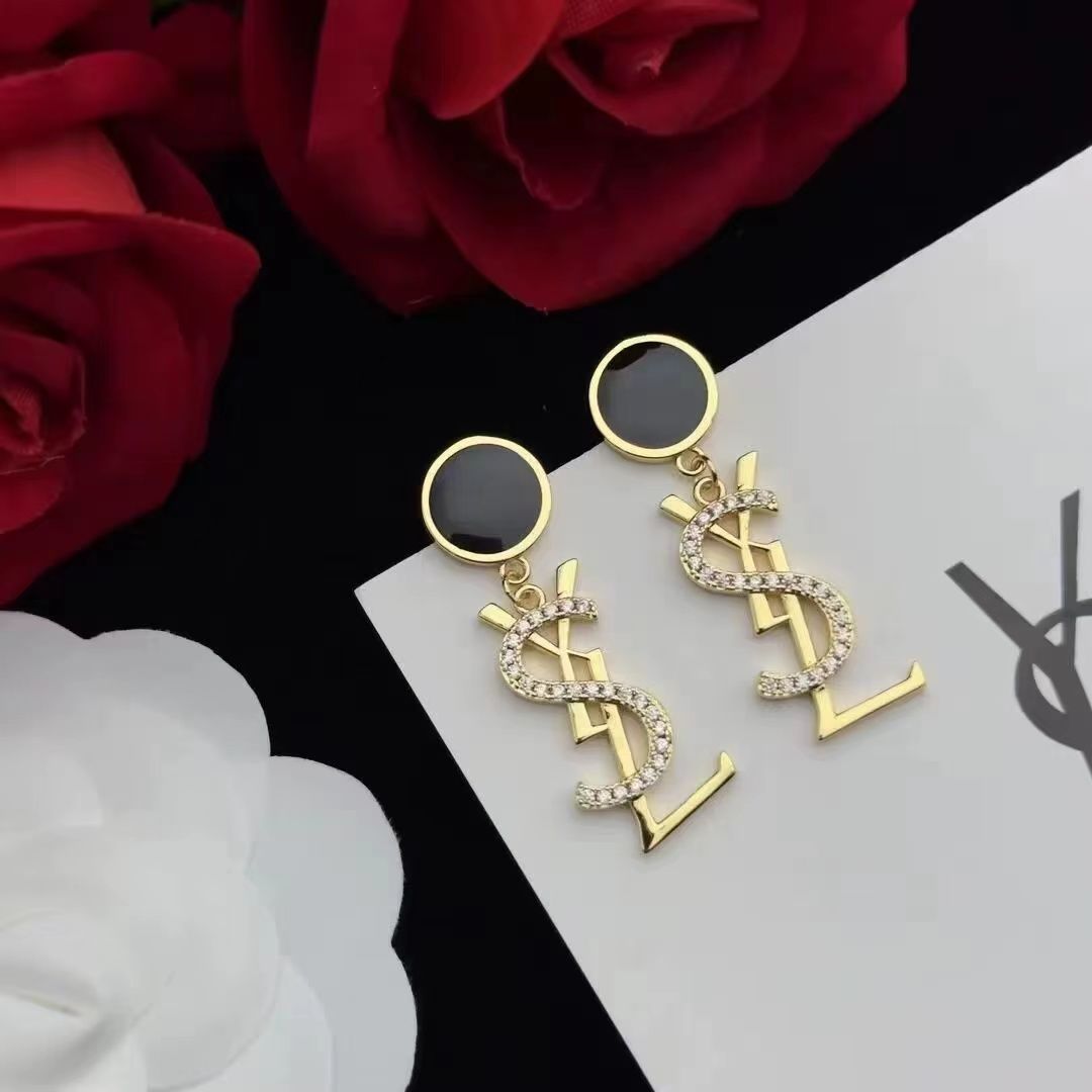 Women's Fashion Elegant Light Luxury Titanium Steel Crystal Earrings