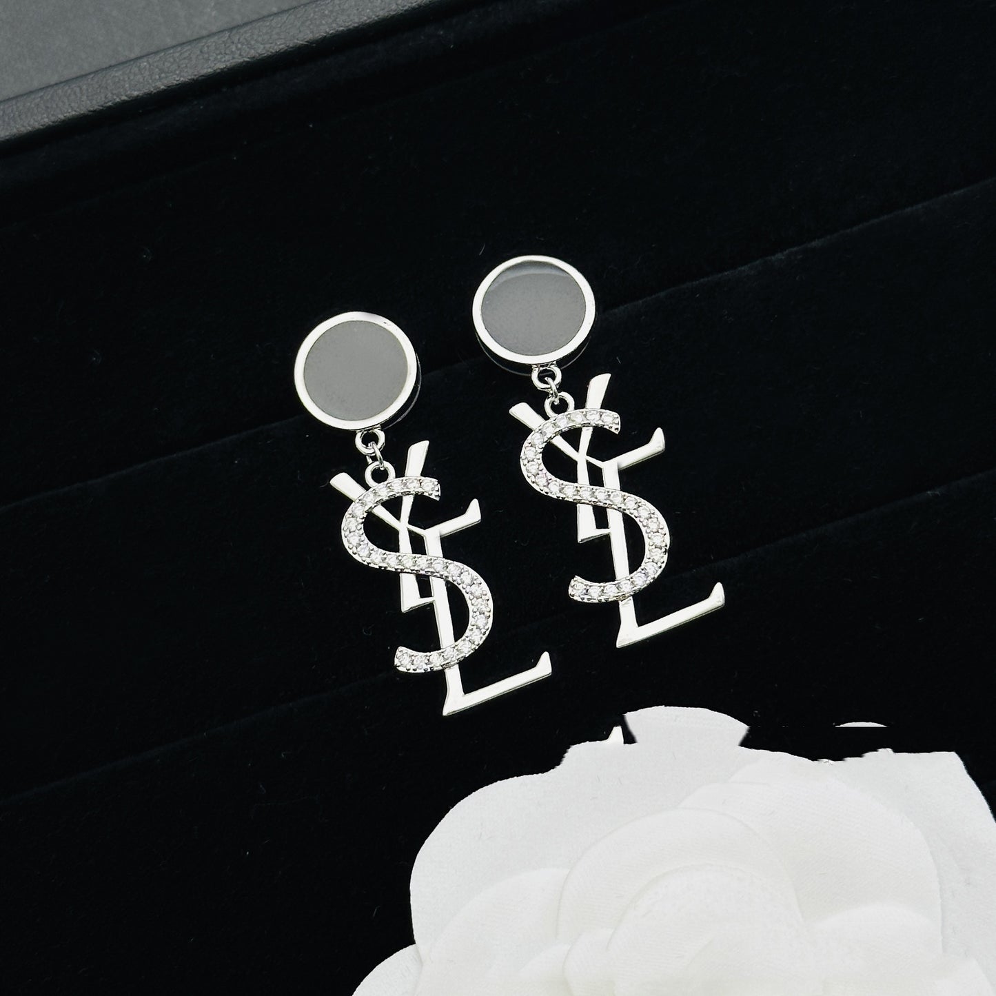Women's Fashion Elegant Light Luxury Titanium Steel Crystal Earrings